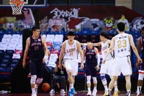 华体会官网-CBA新赛季迎战竞争激烈中外球员积极备战