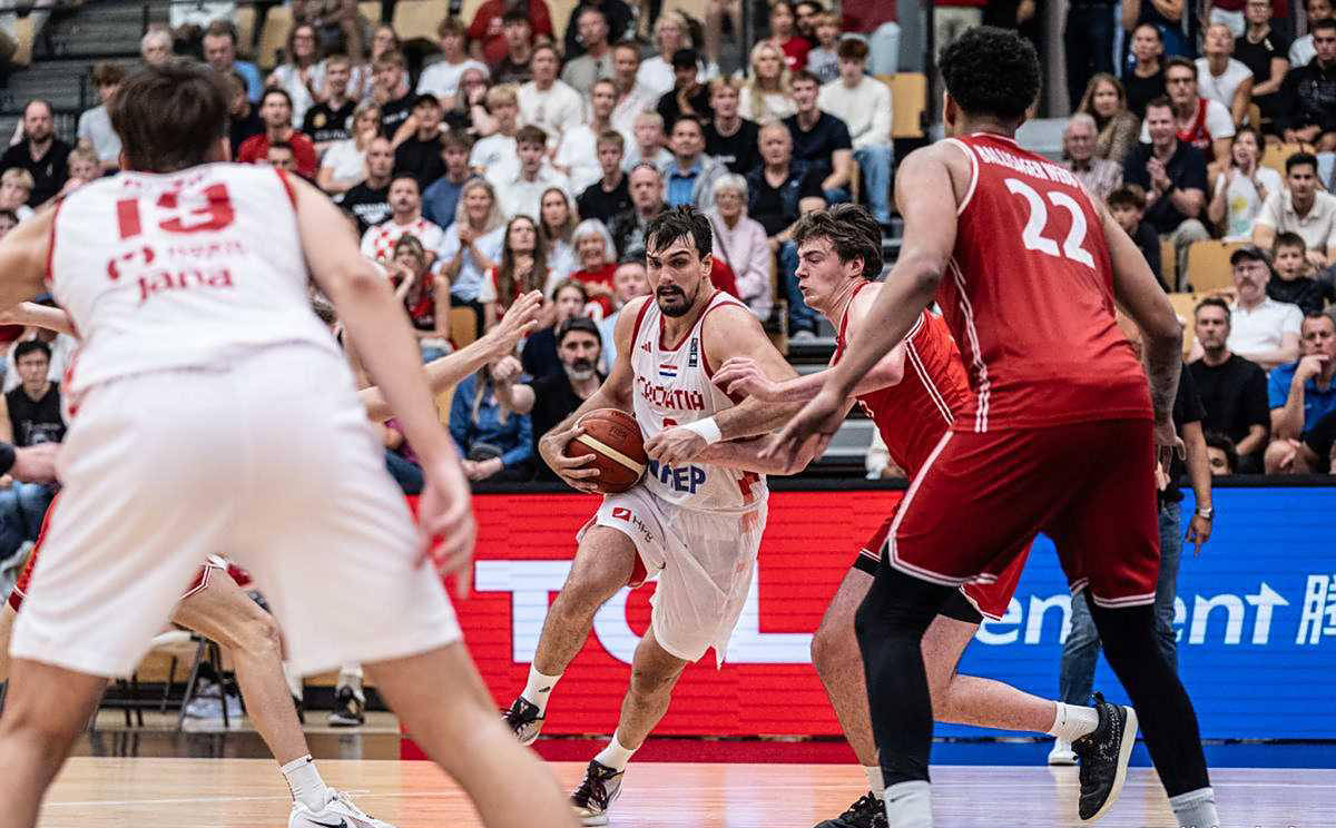 华体会登陆-克罗地亚国家队在比赛中大获全胜  第2张