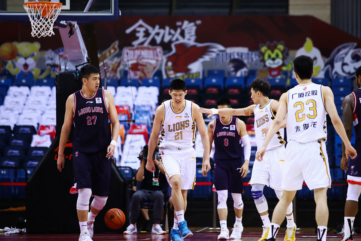 华体会官网-CBA新赛季迎战竞争激烈中外球员积极备战  第1张