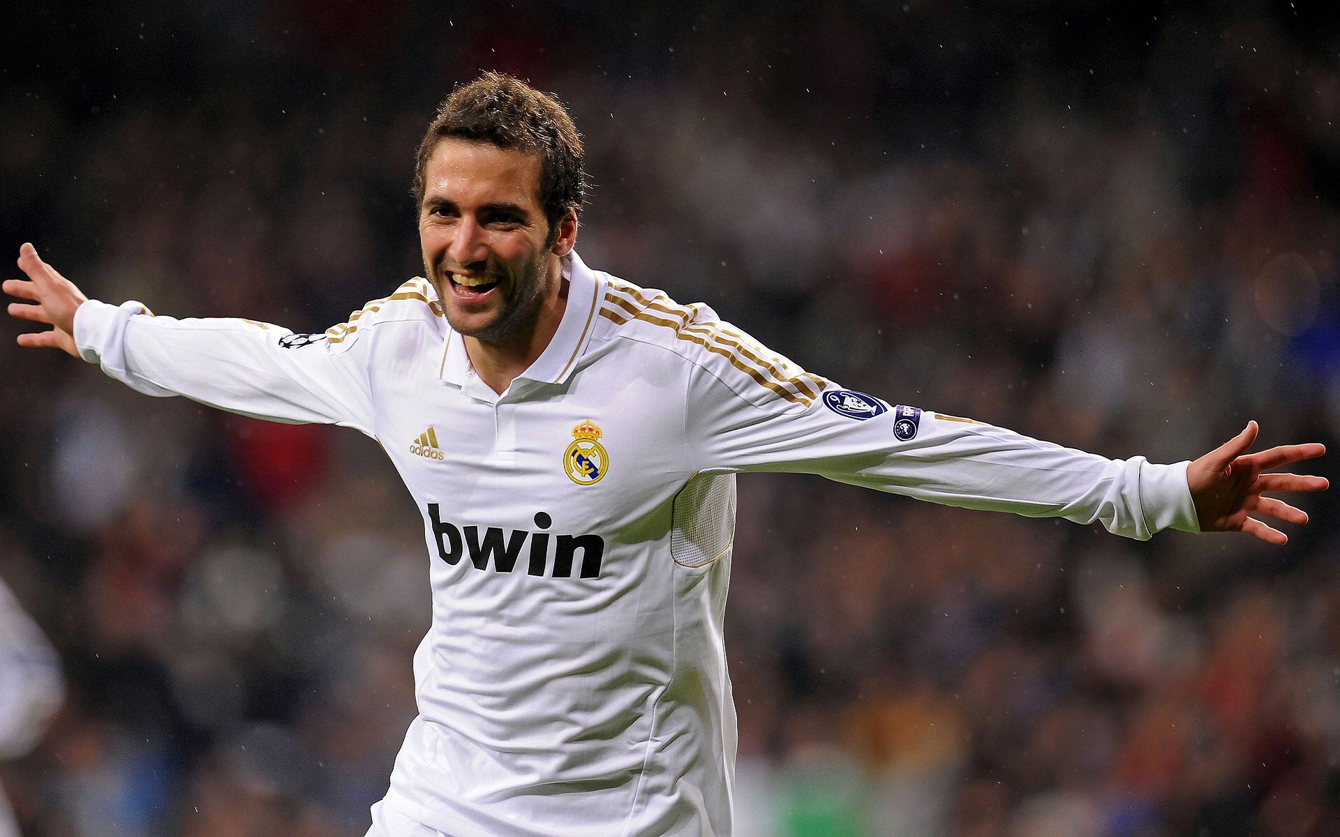 华体会官网-当波斯资本遇见亚洲铁闸,伊朗财团收购雷恩与金玟哉欧冠封神之夜 第2张 华体会官网-当波斯资本遇见亚洲铁闸,伊朗财团收购雷恩与金玟哉欧冠封神之夜 第2张